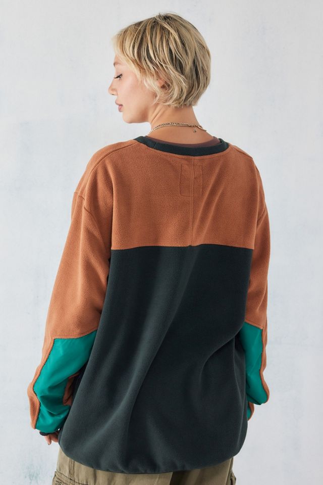 KAVU Panelled Fleece Sweatshirt #3