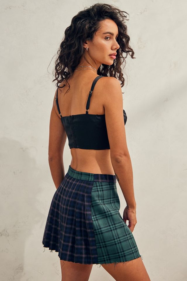 Love Triangle - Corset Run The Night noir #3