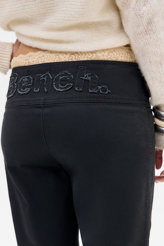 Pantaloni svasati Bench UO Exclusive Carma Belt #1