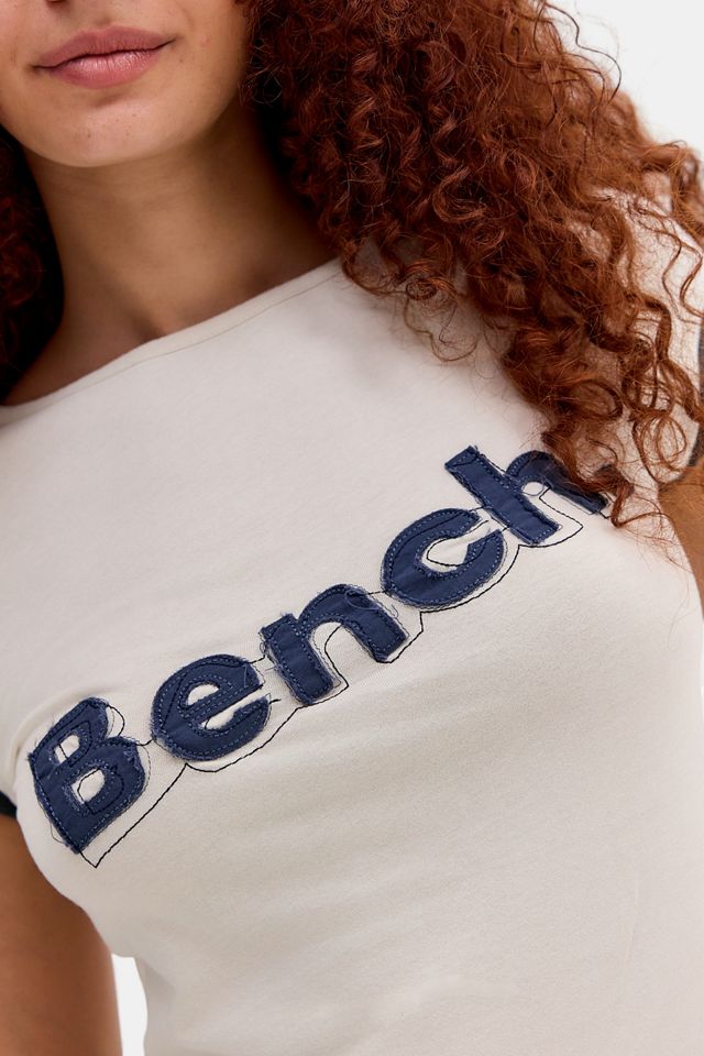 Camiseta Bench Ecru Kirra con Apliqué #2