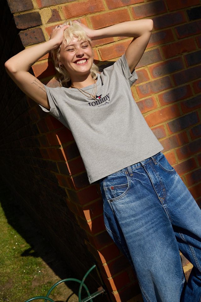 T-Shirt Grafica Tommy Girl #1
