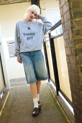 Tommy Girl Graphic Crew Neck Sweatshirt