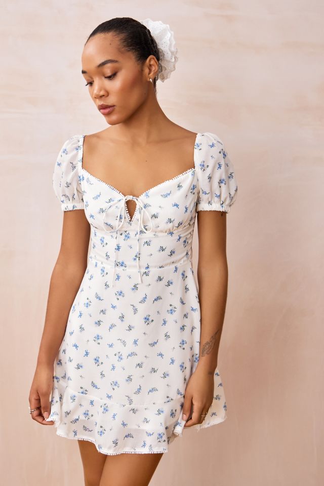 Urban outfitters 2024 daisy dress