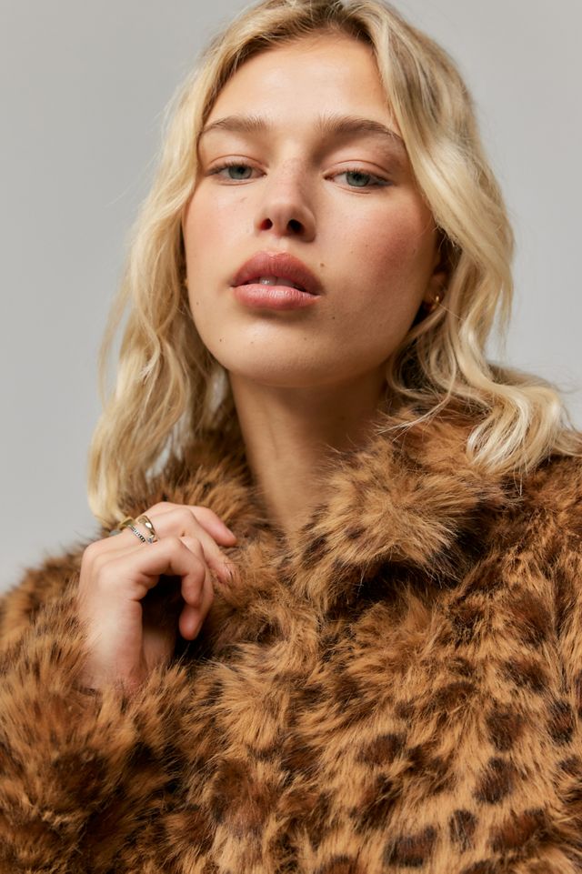 Chaqueta Corta de Estampado de Leopardo Jodi de Motel #3
