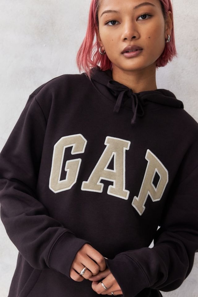 Black sale gap sweatshirt