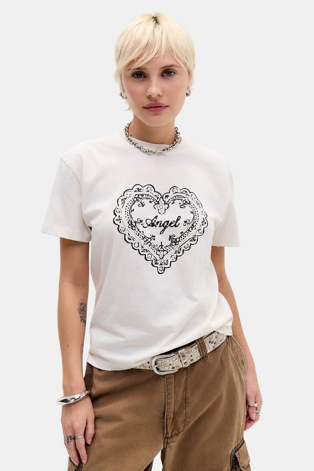 T-Shirt con Grafica Angel The Ragged Priest #2
