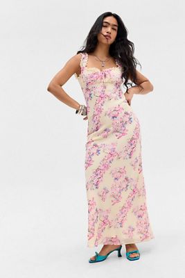 Pink Dresses | Hot Pink + Light Pink Dresses | Urban Outfitters UK
