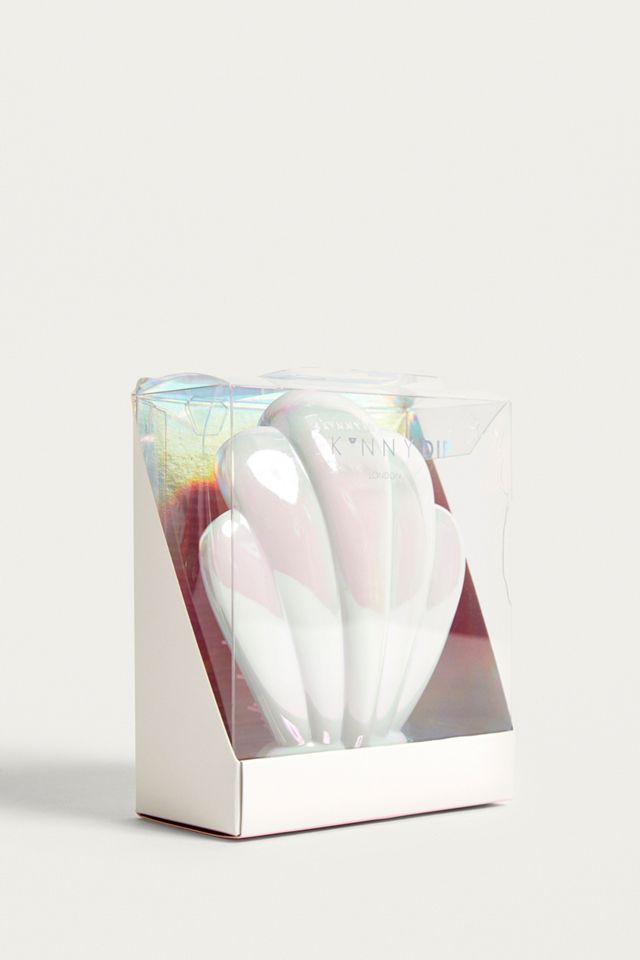 Skinnydip Shell Hair Brush