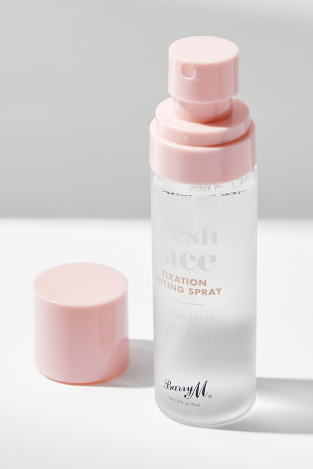 Barry M Fresh Face Fixation Setting Spray #1