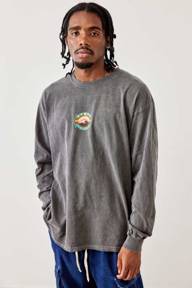 UO Heart Of Japan Long-Sleeved T-Shirt | Urban Outfitters UK