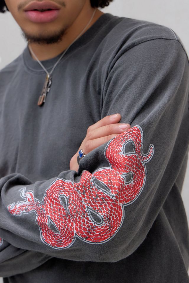 UO Washed Black Snake Grunge T-Shirt | Urban Outfitters UK