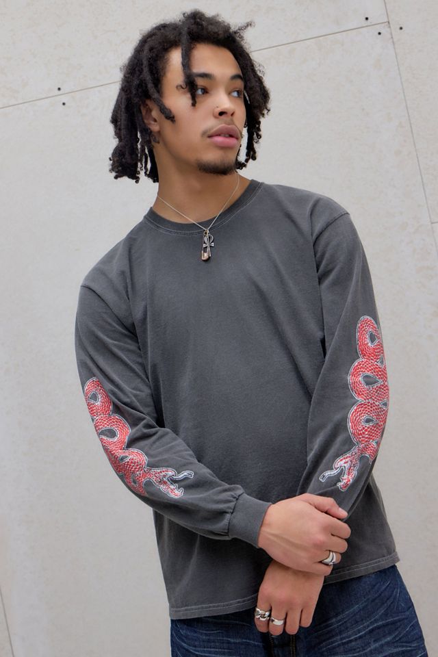 UO Washed Black Snake Grunge T-Shirt | Urban Outfitters UK