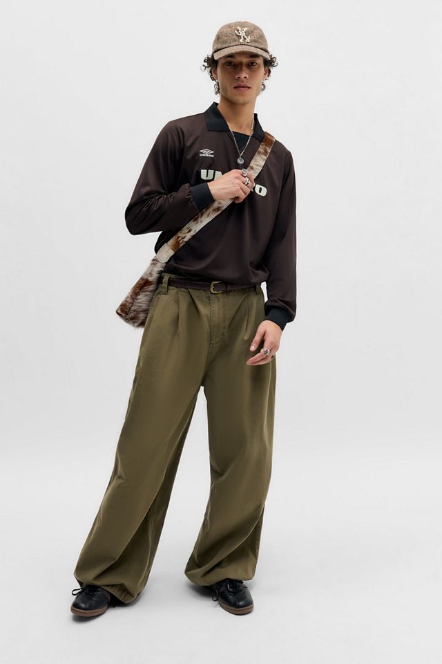 Camiseta de Fútbol Umbro UO Exclusiva Marrón con Cuello #1