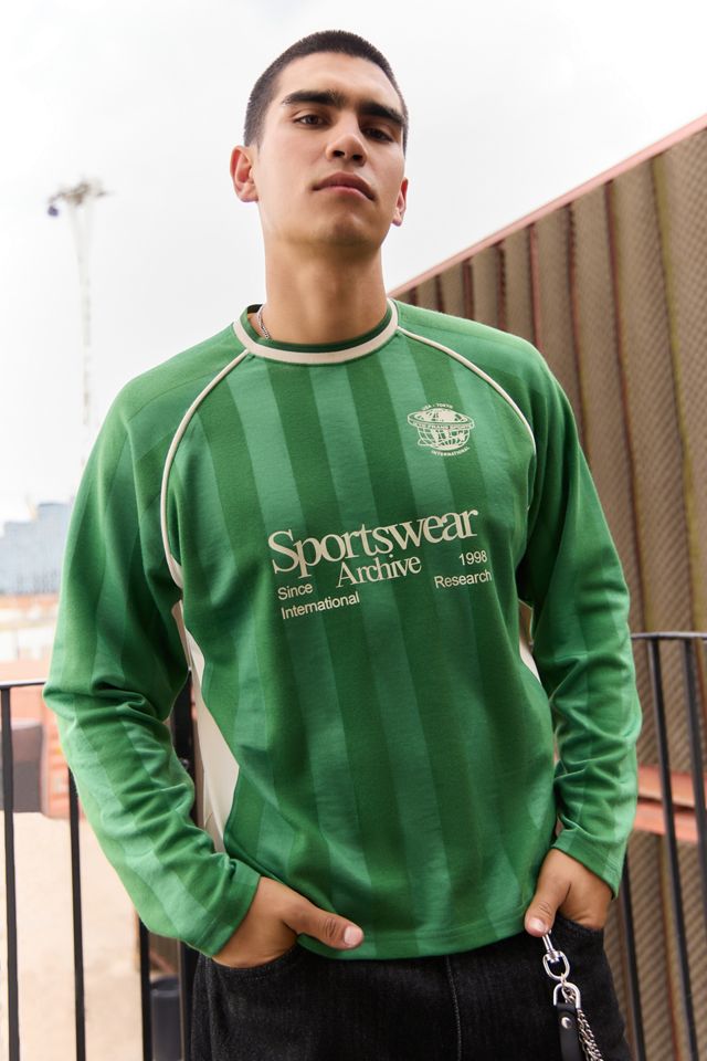 iets frans... Green Long Sleeve Football T-Shirt