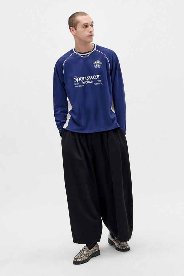 iets frans... Navy Long Sleeve Football T-Shirt #1