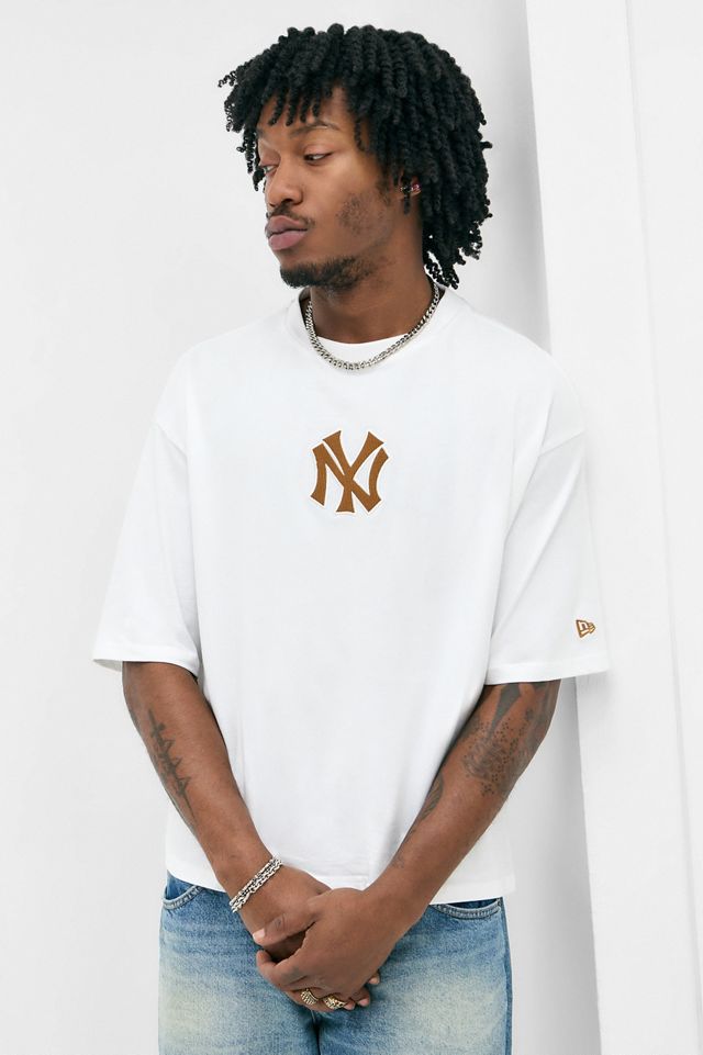 New Era UO Exclusive NY Yankees T-Shirt #2