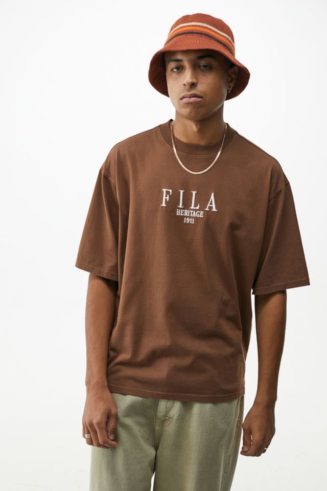 bureau Bane Dag FILA UO Exclusive Brown Logo T-Shirt | Urban Outfitters UK