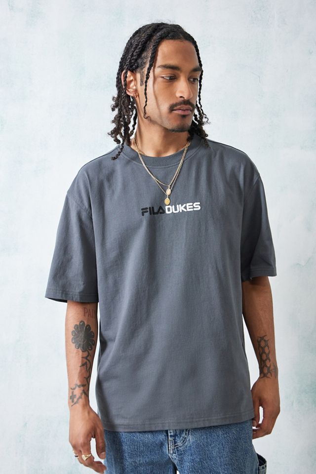FILA x Dukes Cupboard UO Camiseta exclusiva de cazador de sombras oscuras #1