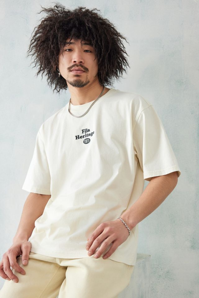 White fila deals t shirt