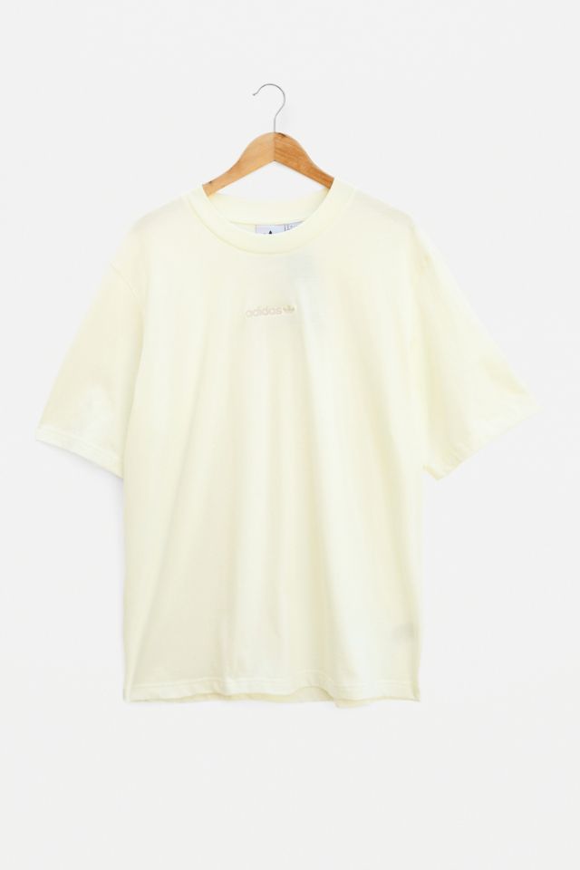 excepción Se infla Preguntar adidas Originals Men's T-Shirt | Urban Outfitters UK