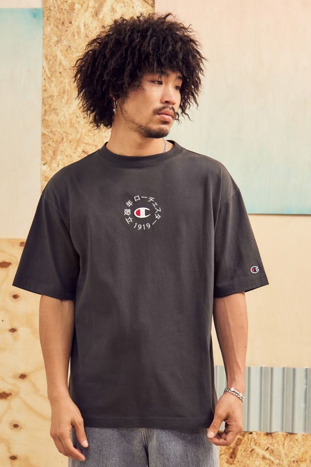 Champion black logo outlet t shirt