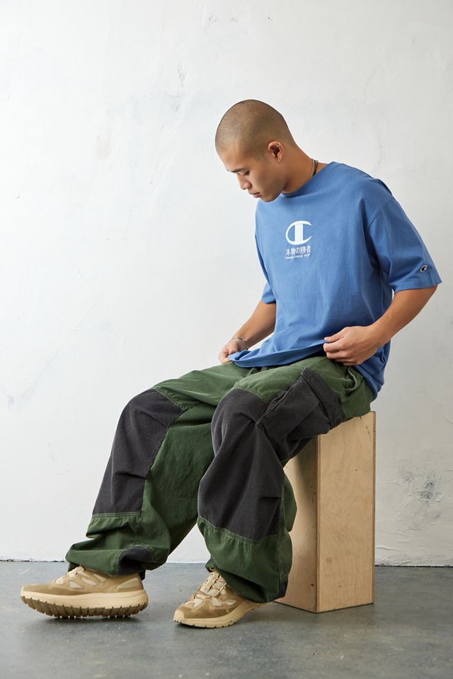 Champion Uo Exclusive T-shirt con logo giapponese blu a trama inversa #1