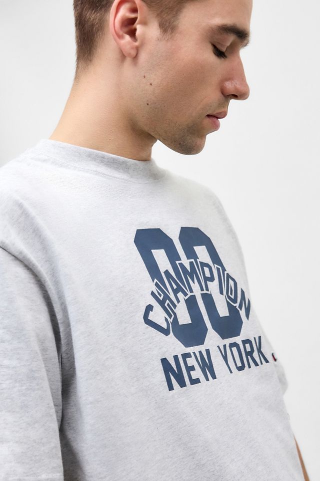 Champion UO Exklusives Graues Nummer T-Shirt #2