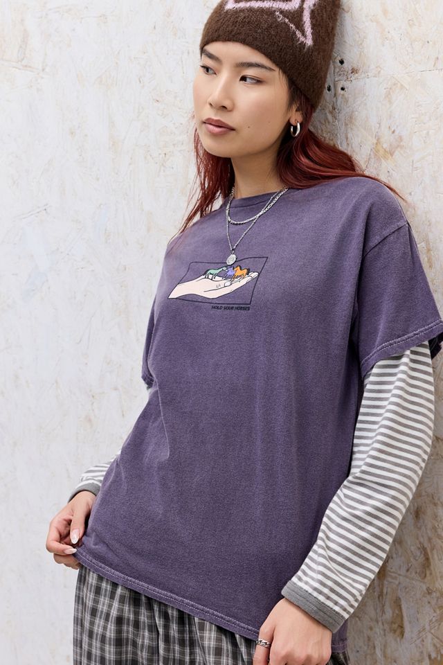 T-shirt UO violet Hold Your Horses #7
