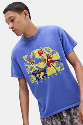 Camiseta Gráfica UO Blue Okinawa Flower