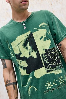 T-shirt UO Verde con Grafica Koi Invertita
