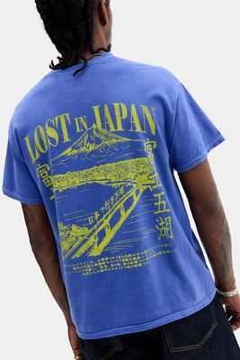UO Purple Lost In Japan Grafik-T-Shirt