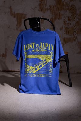 T-shirt graphique UO Purple Lost In Japan