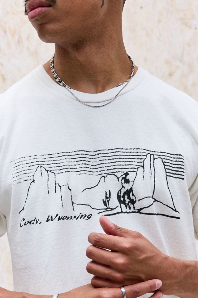 T-Shirt Grafica UO Bianca Wyoming #1