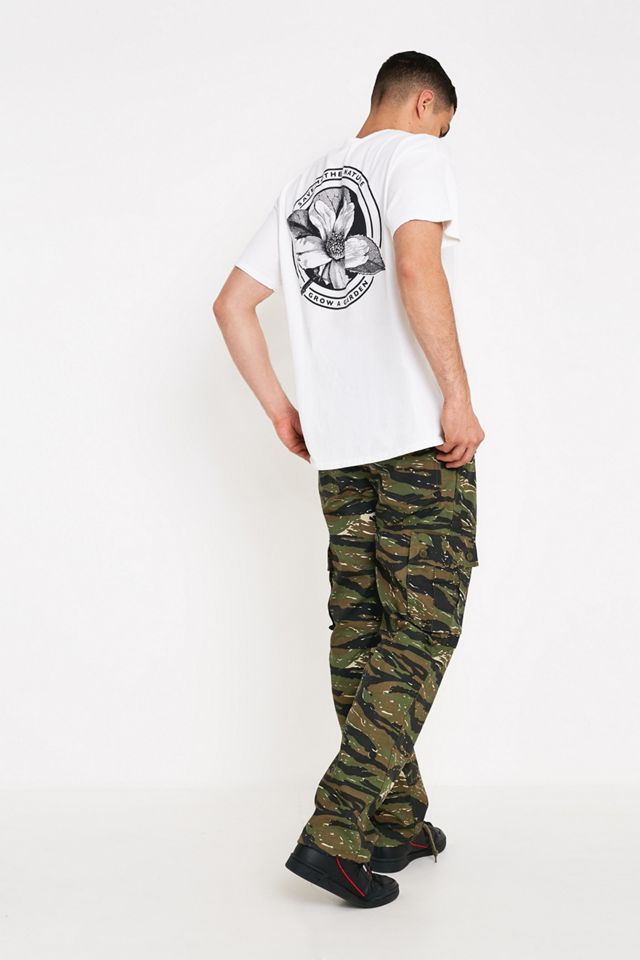 Camiseta UO Madre Naturaleza #1