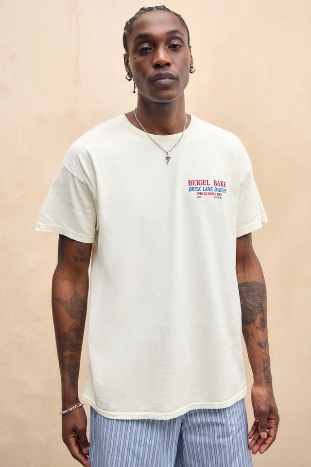 T-shirt exclusif Beigel Bake UO #2