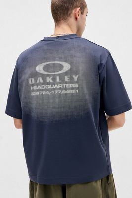 Oakley UO Exclusive Blackout Illusion T-Shirt