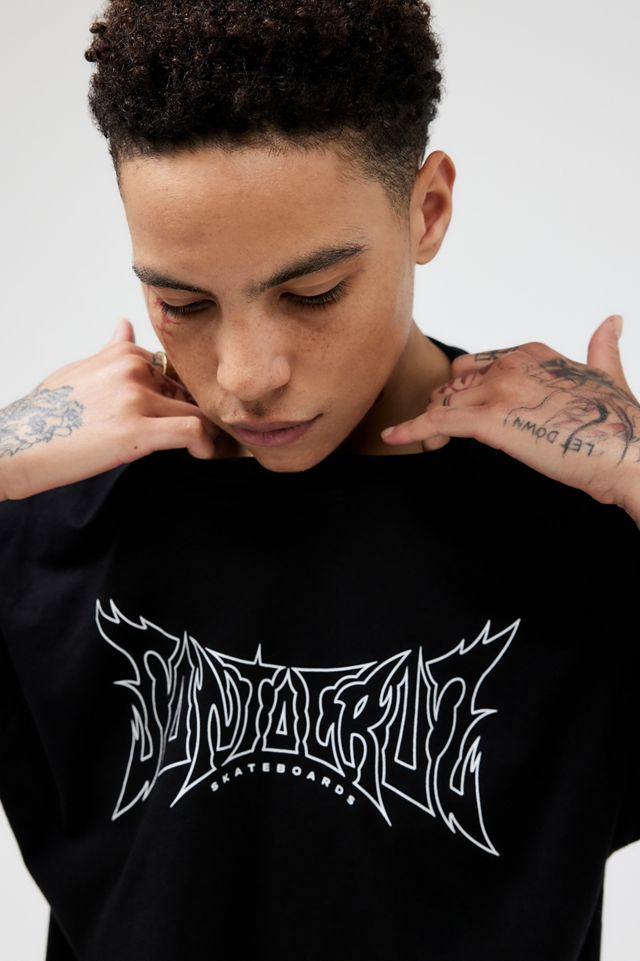 Santa Cruz UO Exclusive Black Riff T-Shirt | Urban Outfitters UK