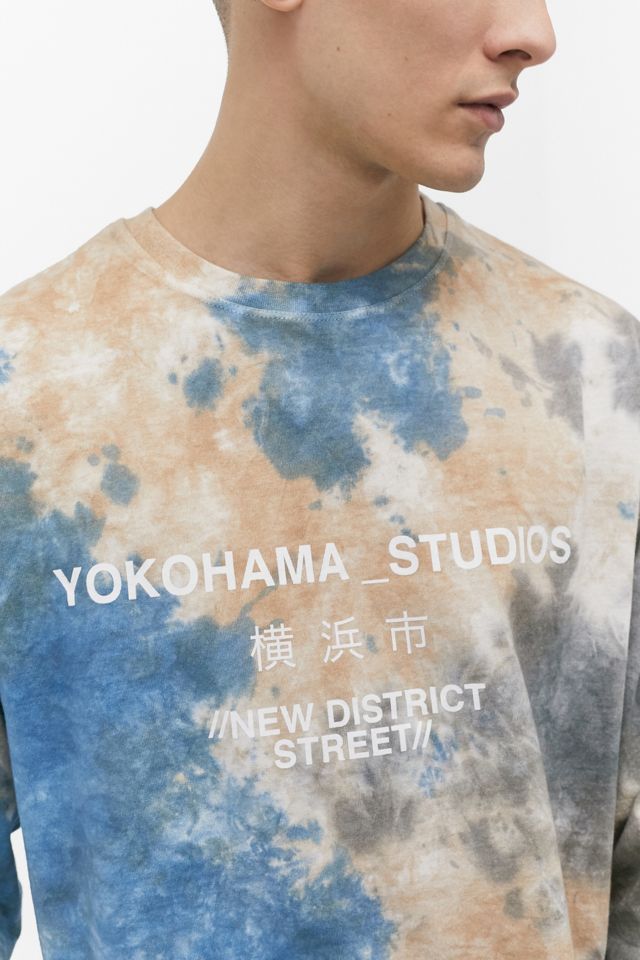 UO – Langärmliges T-Shirt „Yokohama Studios“ im Batik-Look #1