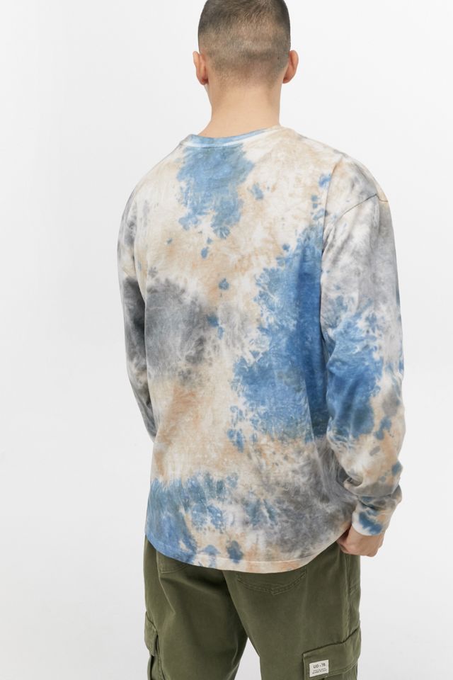 UO – Langärmliges T-Shirt „Yokohama Studios“ im Batik-Look #4