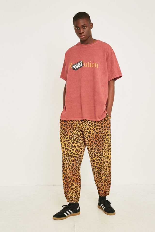 UO - T-shirt Revolution rouge brique #3