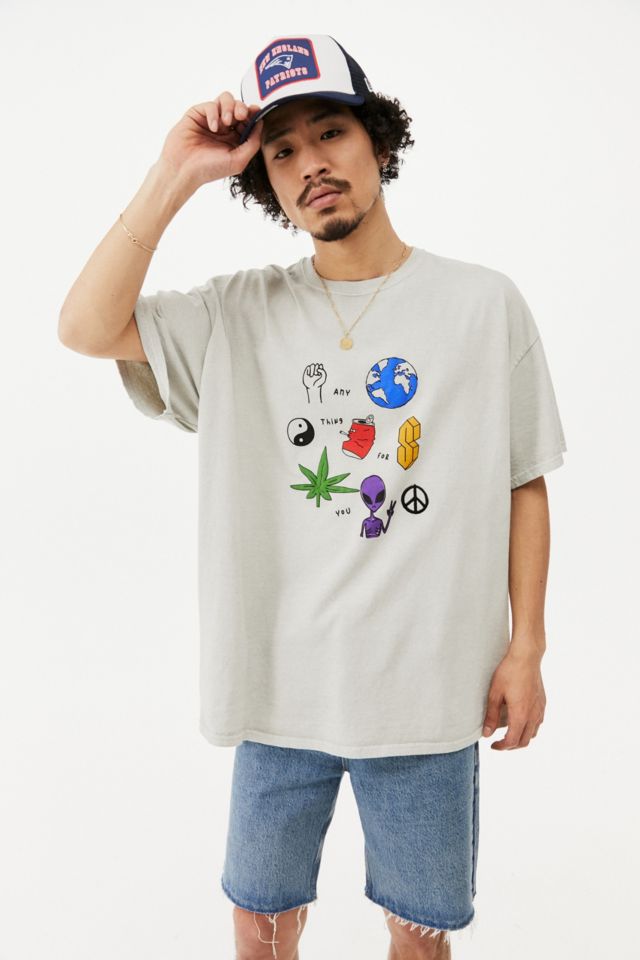 UO Ecru 90s Graphic T-Shirt | Urban Outfitters UK