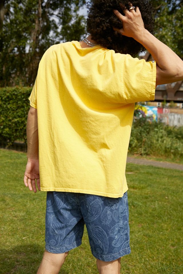 UO Yellow Low-Key T-Shirt | Urban Outfitters UK
