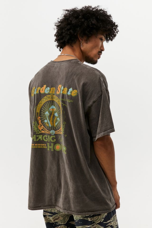 UO Washed Black Garden State T-Shirt | Urban Outfitters UK