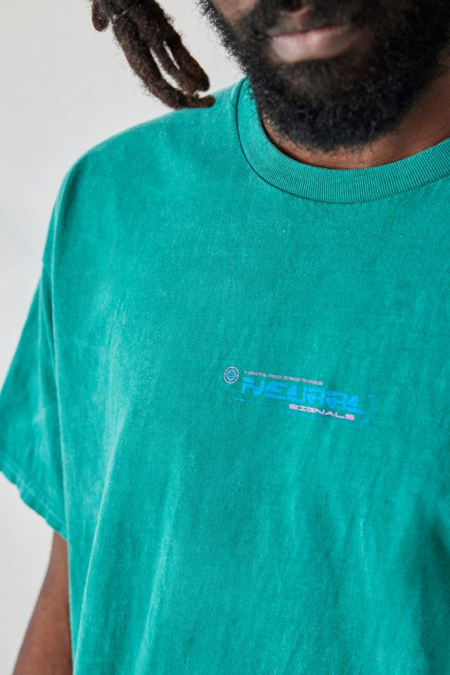 UO - T-shirt Signals vert #1