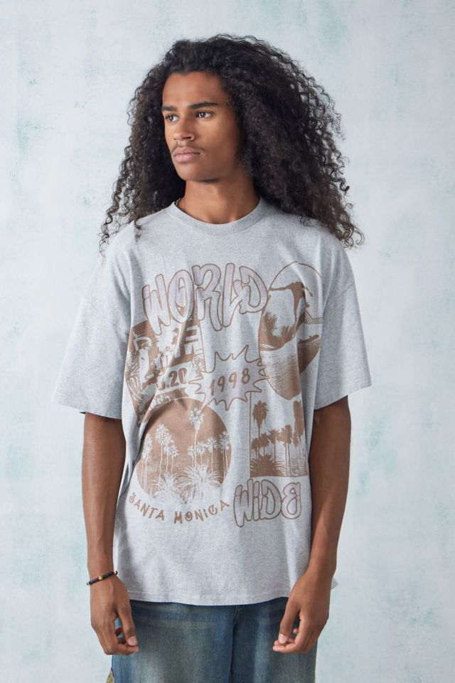 Urban outfitters hotsell mens graphic tees