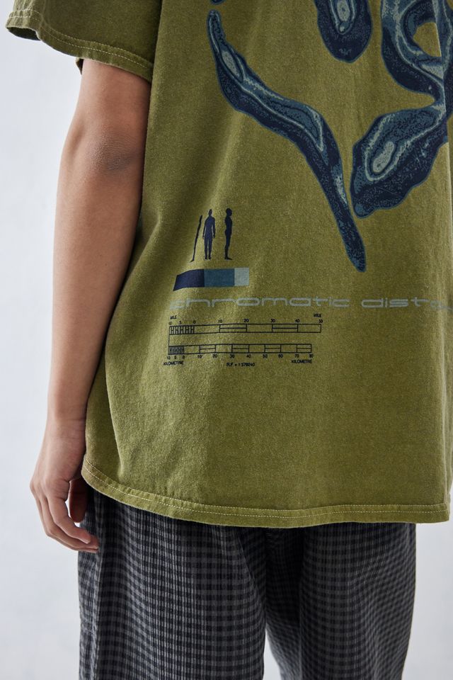 UO Khaki Look Inside T-Shirt | Urban Outfitters UK