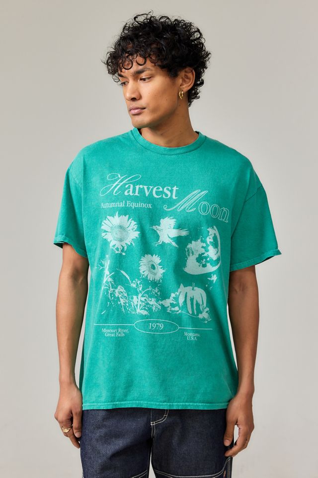 UO Harvest Moon T-Shirt | Urban Outfitters UK