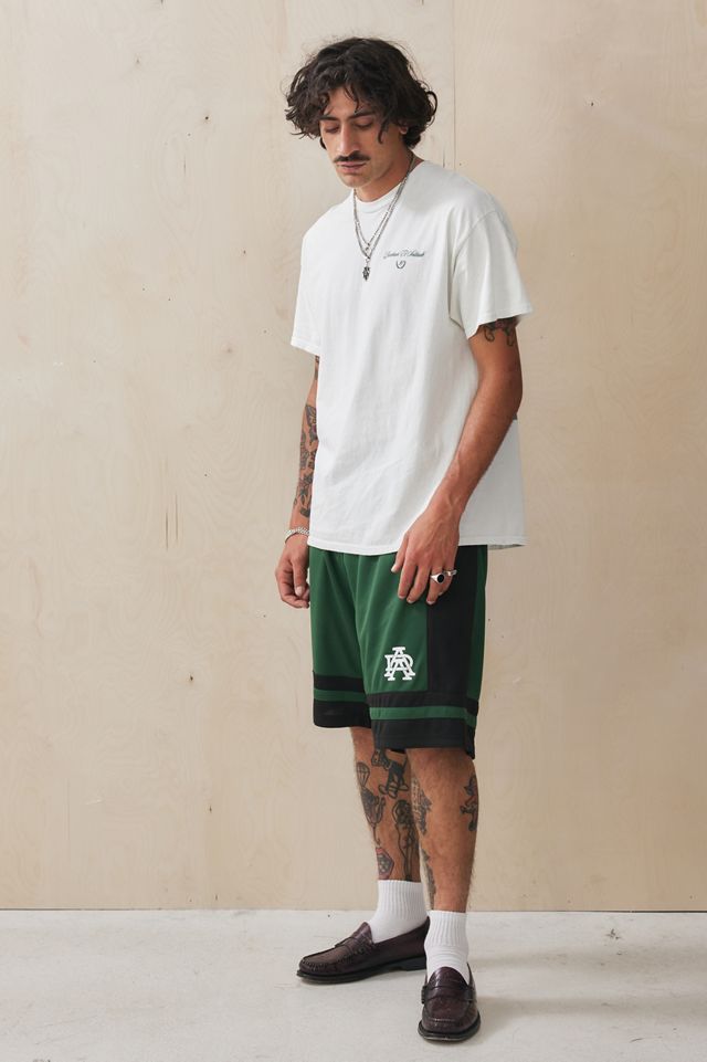 UO White Window T-Shirt | Urban Outfitters DE