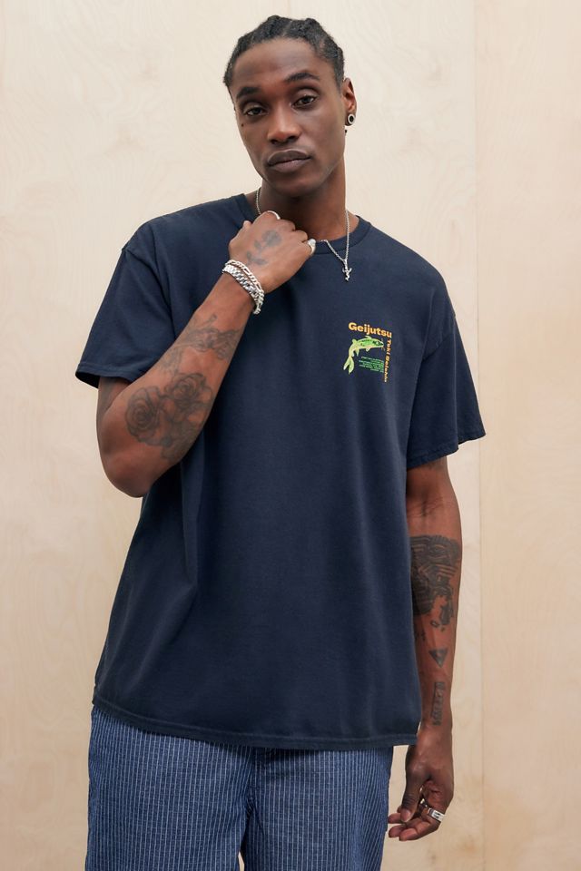 Camiseta UO Black Spirit Fish #3