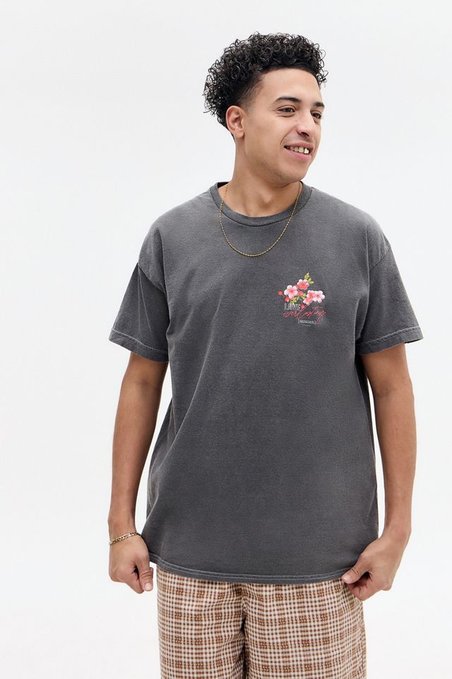 UO Schwarz Glänzend Asiatisch T-Shirt #3